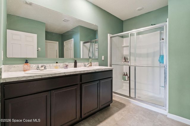 886 Pyracantha Street NW, Palm Bay, FL 32907