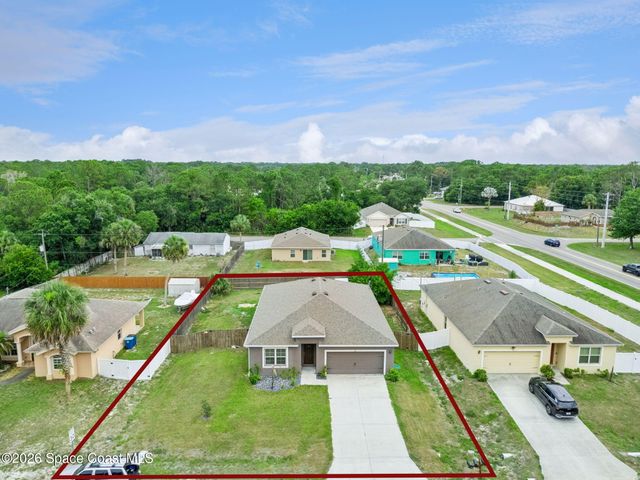 886 Pyracantha Street NW, Palm Bay, FL 32907