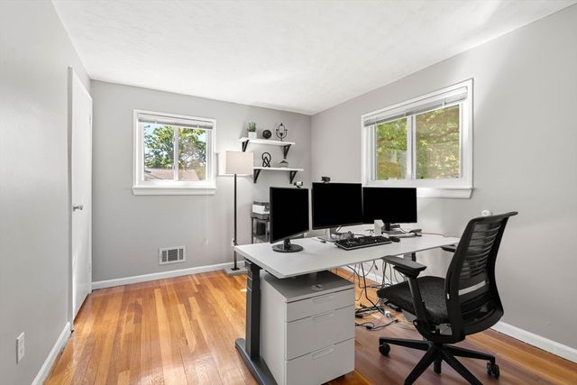 51 Hadley Rd, Framingham, MA 01701
