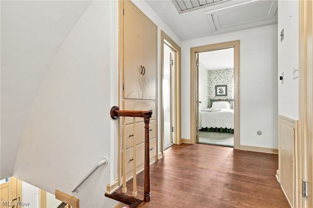 302 Summit Street SW, North Canton, OH 44720