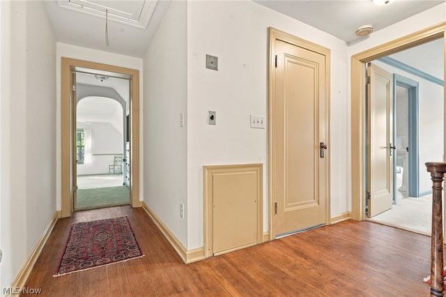 302 Summit Street SW, North Canton, OH 44720