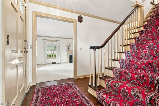 302 Summit Street SW, North Canton, OH 44720