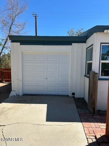 1105 Elizabeth Lake Road, Palmdale, CA 93551