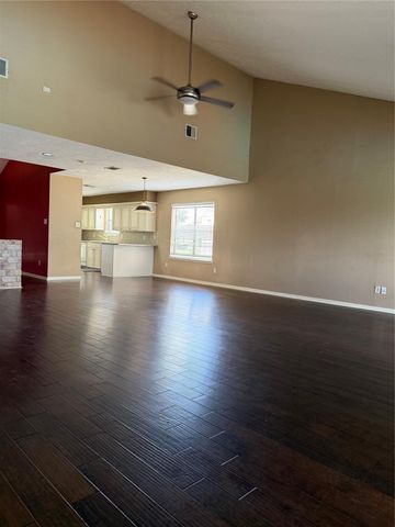 10102 Sagecourt Drive, Houston, TX 77089