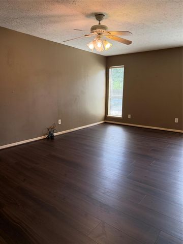 10102 Sagecourt Drive, Houston, TX 77089