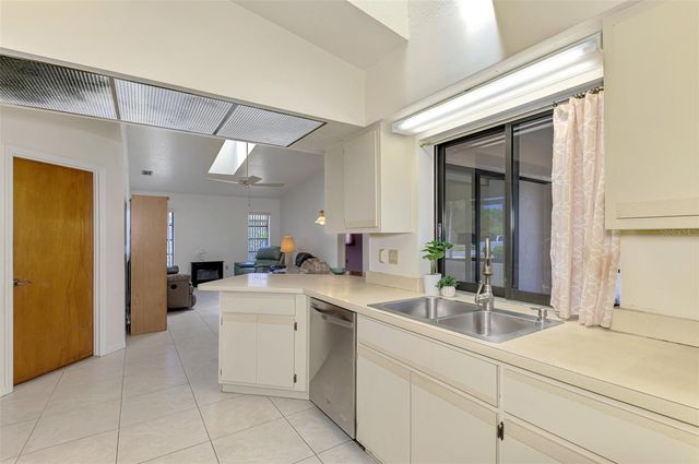 5814 JACKSON LANE, Venice, FL 34293