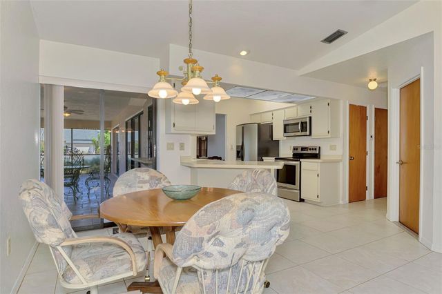 5814 JACKSON LANE, Venice, FL 34293