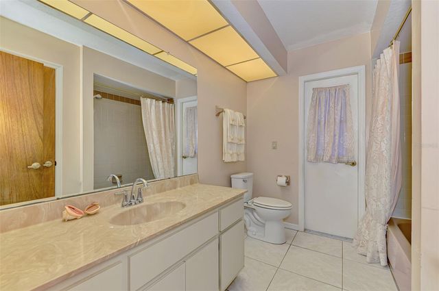 5814 JACKSON LANE, Venice, FL 34293