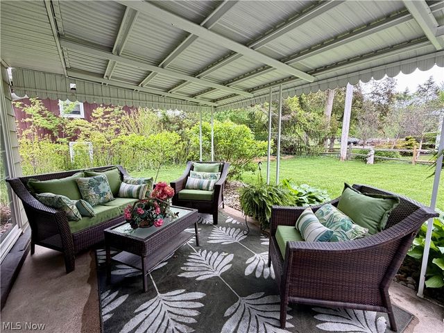 875 Princeton Avenue, Amherst, OH 44001