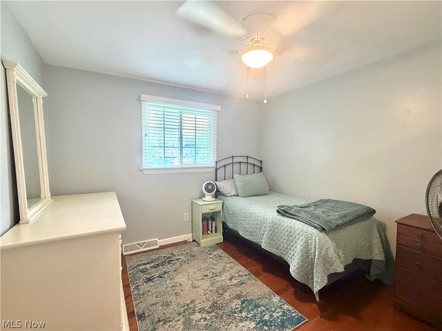 875 Princeton Avenue, Amherst, OH 44001