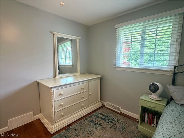 875 Princeton Avenue, Amherst, OH 44001