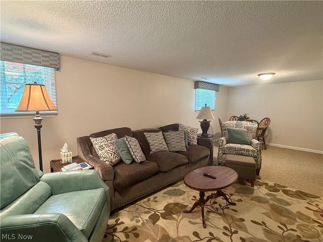 875 Princeton Avenue, Amherst, OH 44001