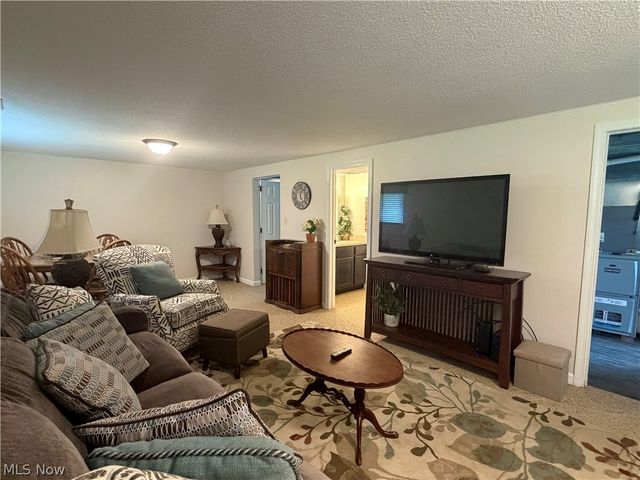 875 Princeton Avenue, Amherst, OH 44001