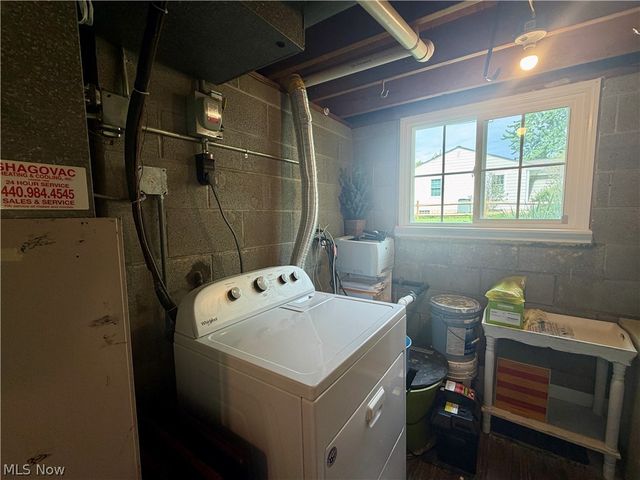 875 Princeton Avenue, Amherst, OH 44001