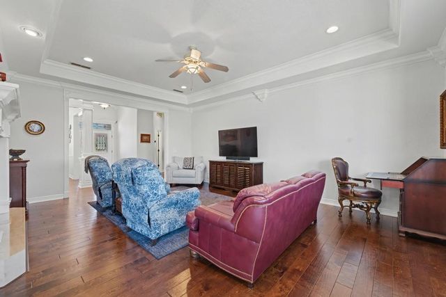 2959 N Dorchester Drive, Fayetteville, AR 72703