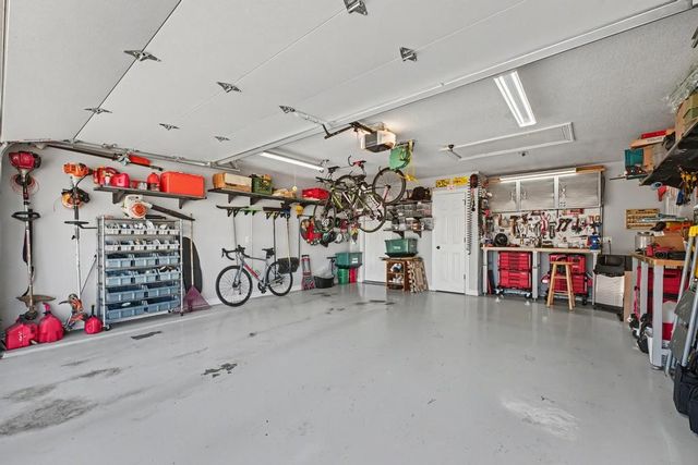 2959 N Dorchester Drive, Fayetteville, AR 72703