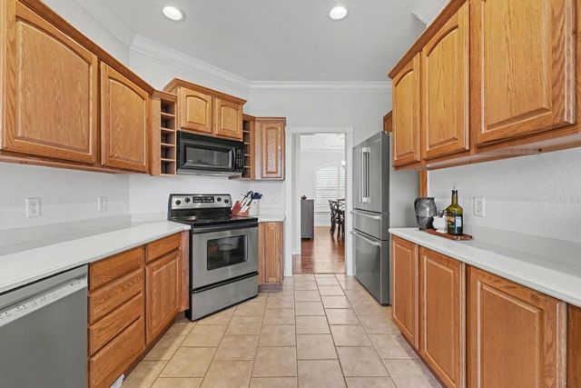 2959 N Dorchester Drive, Fayetteville, AR 72703