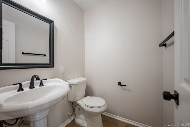 11203 Berkley Sq, San Antonio, TX 78249