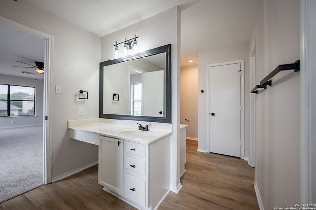 11203 Berkley Sq, San Antonio, TX 78249