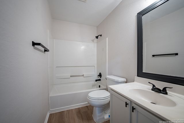 11203 Berkley Sq, San Antonio, TX 78249