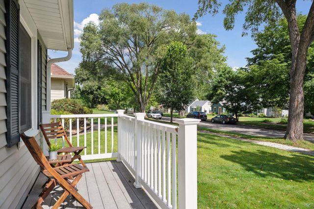 2848 Edgewood Avenue S, Saint Louis Park, MN 55426