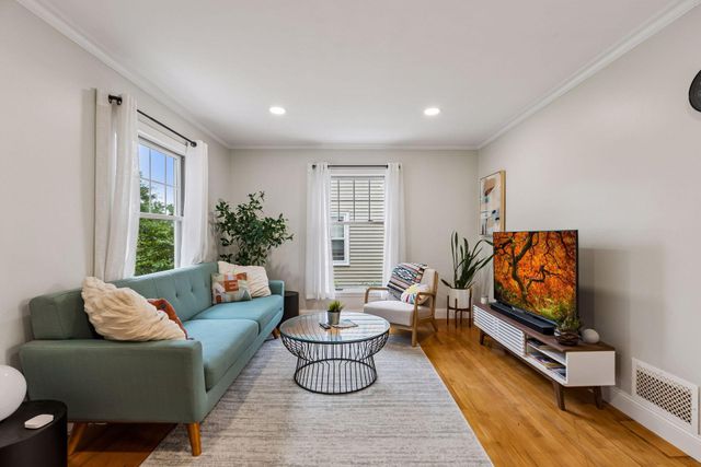 2848 Edgewood Avenue S, Saint Louis Park, MN 55426