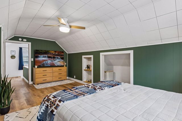 2848 Edgewood Avenue S, Saint Louis Park, MN 55426
