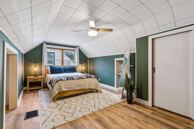 2848 Edgewood Avenue S, Saint Louis Park, MN 55426