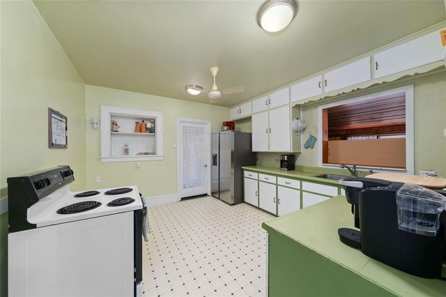 226 4TH STREET NE, Winter Haven, FL 33881