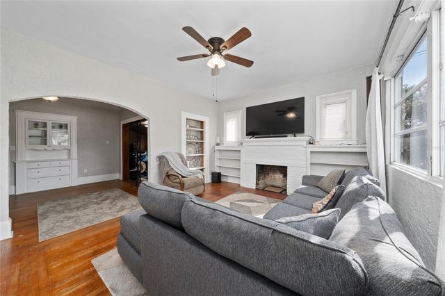 226 4TH STREET NE, Winter Haven, FL 33881