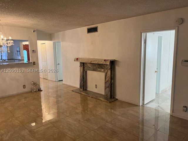 1333 E Hallandale Beach Blvd 115, Hallandale Beach, FL 33009