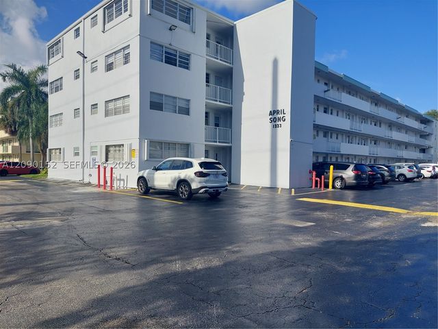 1333 E Hallandale Beach Blvd 115, Hallandale Beach, FL 33009