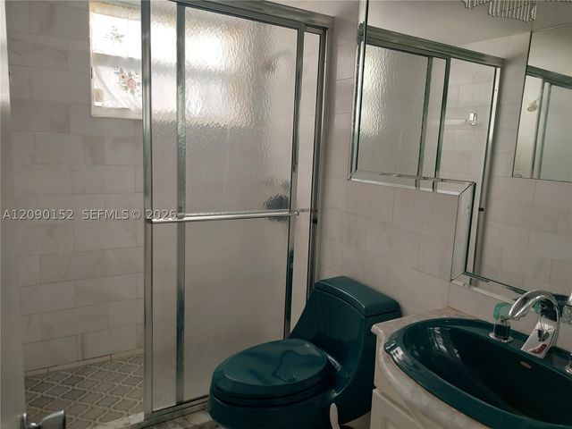 1333 E Hallandale Beach Blvd 115, Hallandale Beach, FL 33009