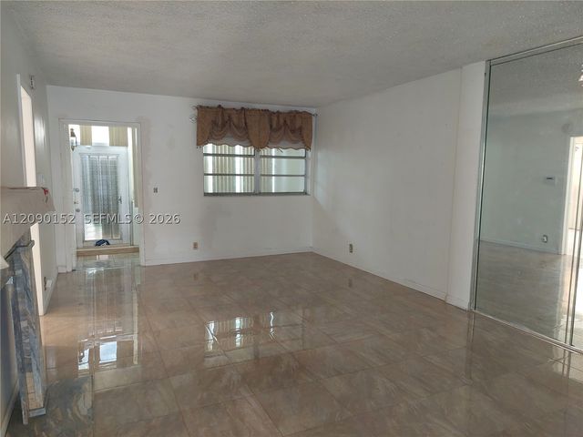 1333 E Hallandale Beach Blvd 115, Hallandale Beach, FL 33009