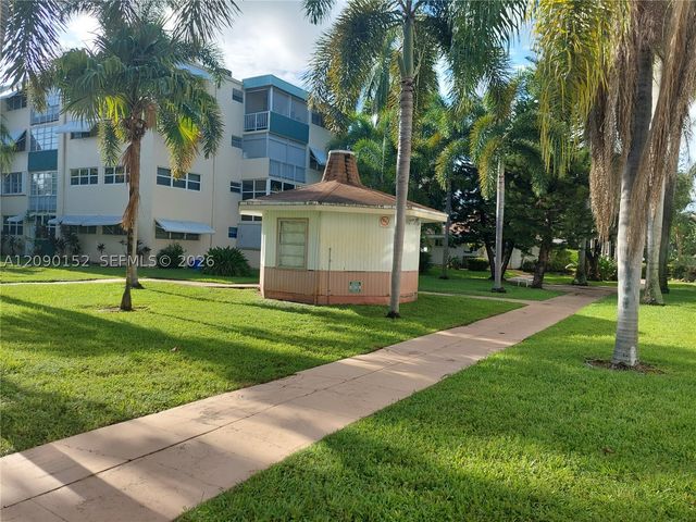 1333 E Hallandale Beach Blvd 115, Hallandale Beach, FL 33009
