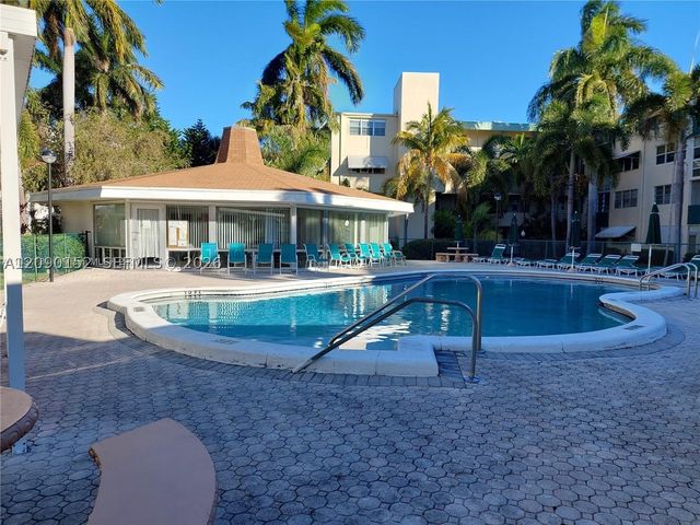 1333 E Hallandale Beach Blvd 115, Hallandale Beach, FL 33009