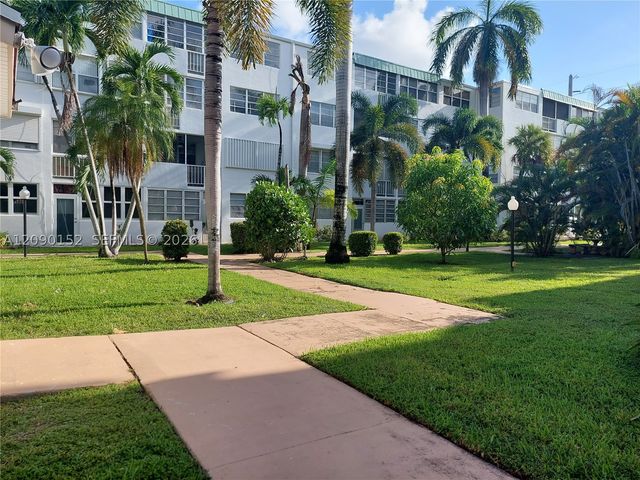 1333 E Hallandale Beach Blvd 115, Hallandale Beach, FL 33009