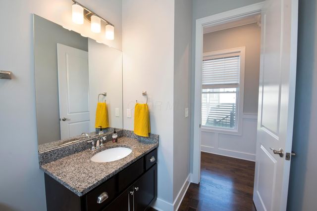 5766 Hickory Drive, Lewis Center, OH 43035