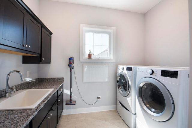 5766 Hickory Drive, Lewis Center, OH 43035