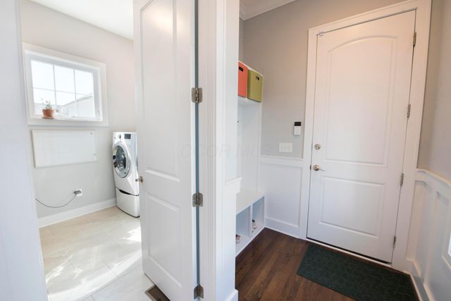 5766 Hickory Drive, Lewis Center, OH 43035