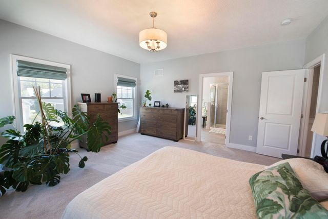 5766 Hickory Drive, Lewis Center, OH 43035