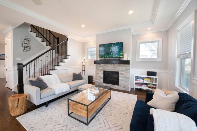 5766 Hickory Drive, Lewis Center, OH 43035