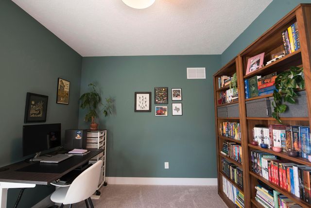 5766 Hickory Drive, Lewis Center, OH 43035