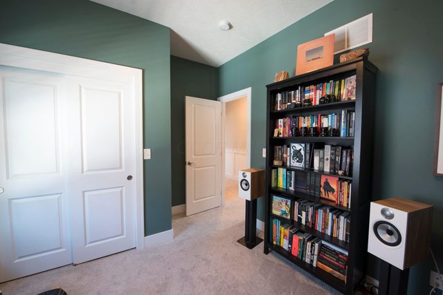 5766 Hickory Drive, Lewis Center, OH 43035