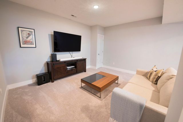 5766 Hickory Drive, Lewis Center, OH 43035