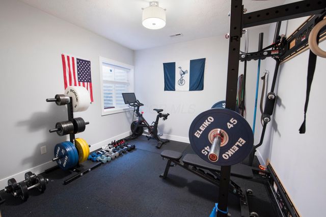 5766 Hickory Drive, Lewis Center, OH 43035