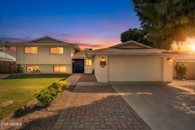 313 E EL CAMINITO Drive, Phoenix, AZ 85020