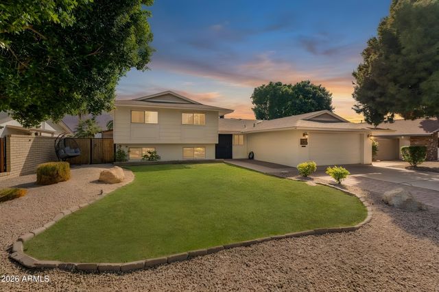 313 E EL CAMINITO Drive, Phoenix, AZ 85020