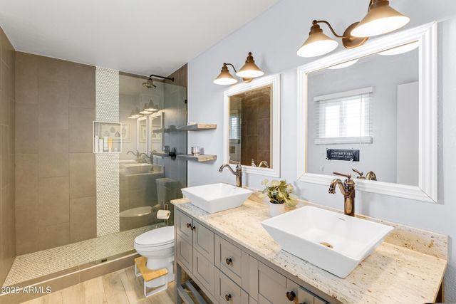 313 E EL CAMINITO Drive, Phoenix, AZ 85020