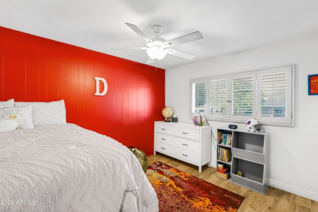 313 E EL CAMINITO Drive, Phoenix, AZ 85020